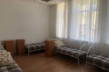 комната дома Эдем