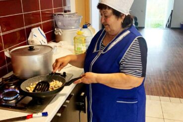 повар - пансионат "Эдем"